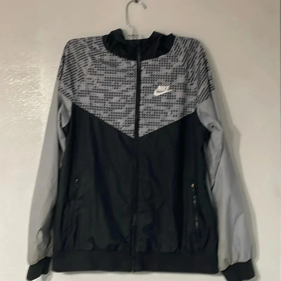 Nike dri-fit boys hooded track jacket - Picture 1 of 8
